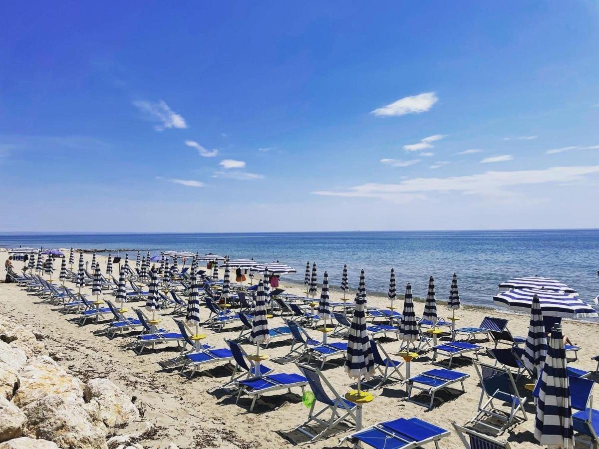 Riva Dei Greci Camping Village Metaponto Bagian luar foto