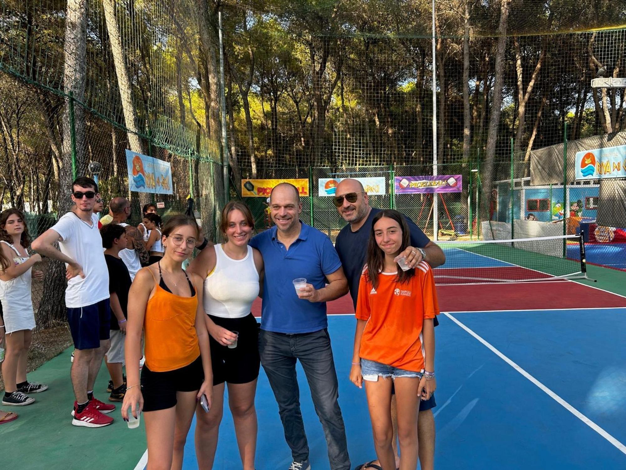 Riva Dei Greci Camping Village Metaponto Bagian luar foto