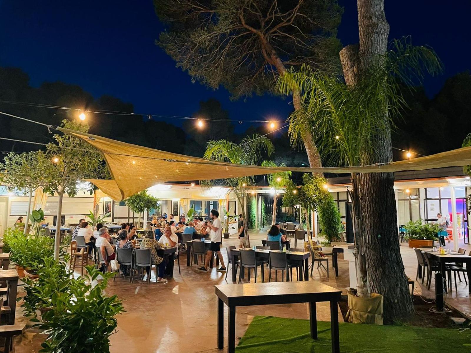 Riva Dei Greci Camping Village Metaponto Bagian luar foto
